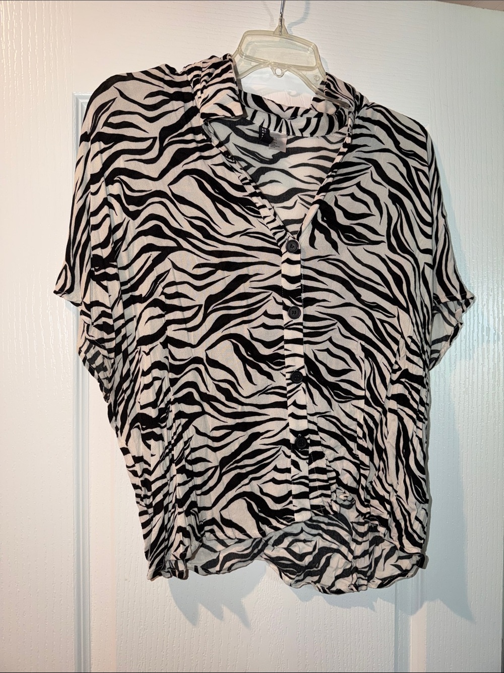 H&M Black and White Zebra Print Button-Up Blouse